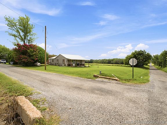 3rd image of 3030 W Flowery Mound Rd