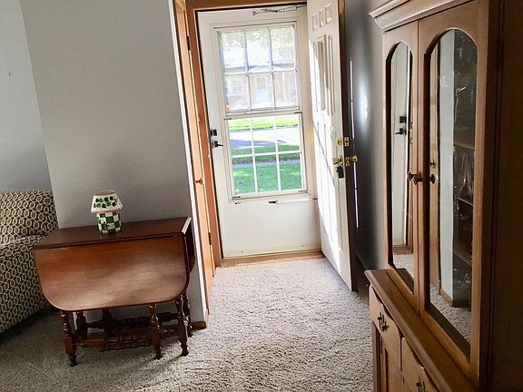 3rd image of 9013 S 48th Ct