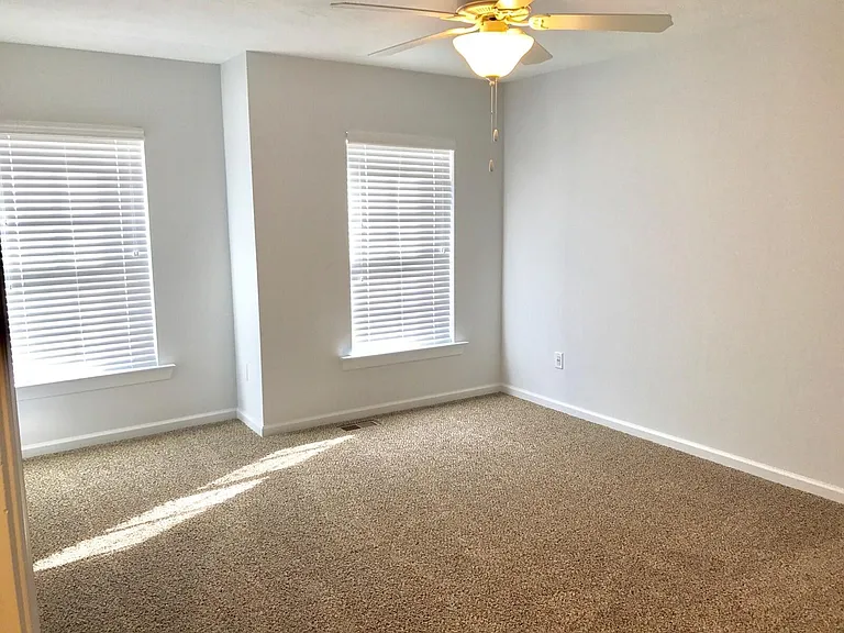 918 Williford Run Dr — Photo 22
