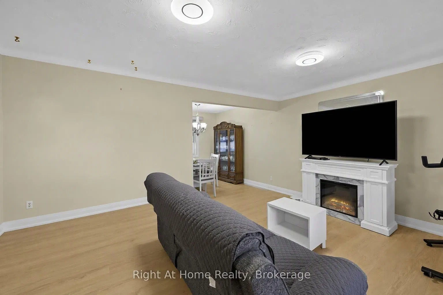 3 bed, $2,600 — Photo 3