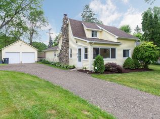 1542 1st Ave, Howell, MI 48843