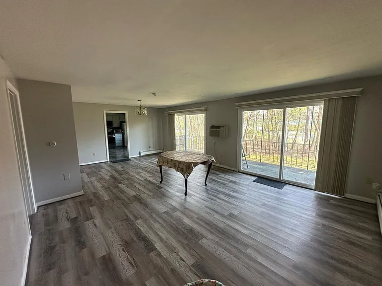 48 Fernview Ave #9 — Photo 9
