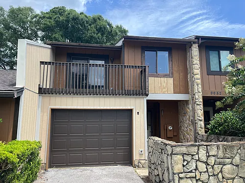 9956 Fairway Villas Ln Photo 1