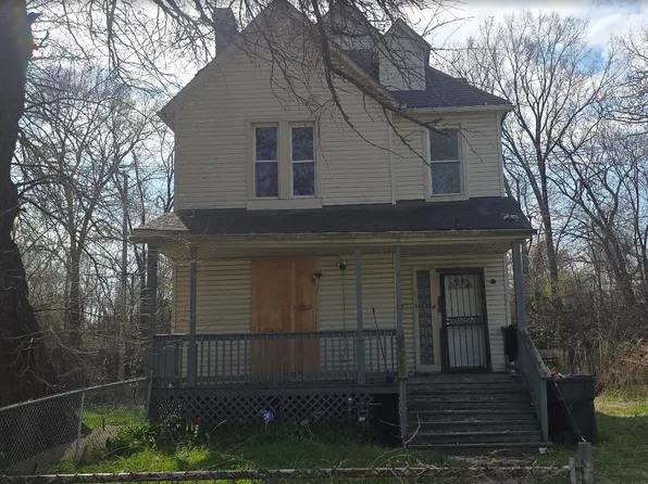 6826 S Parnell Ave, Chicago, IL 60621