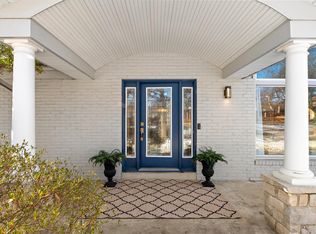 157 Seabrook Dr, Chesterfield, MO