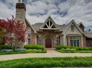 5352 S Whitehaven Ct, Springfield, MO 65809