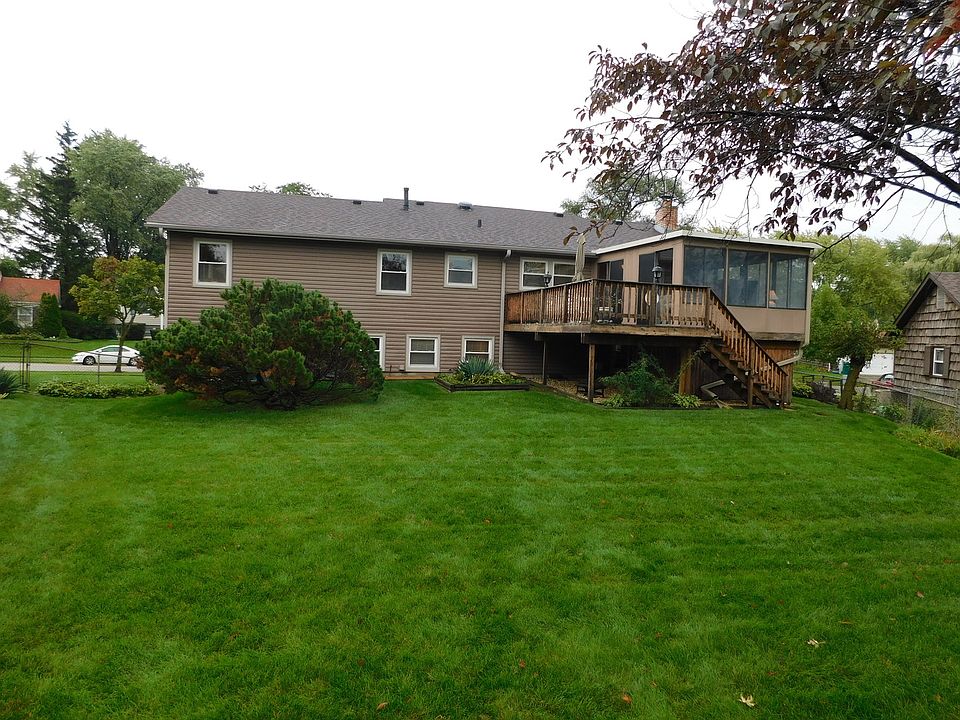 2nd image of 422 Forestway Dr