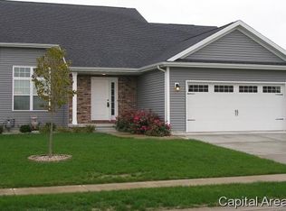 1509 Prairie Vista Dr, Chatham, IL 62629