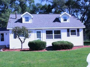 2094 Bullock Rd, Bay City, MI 48708