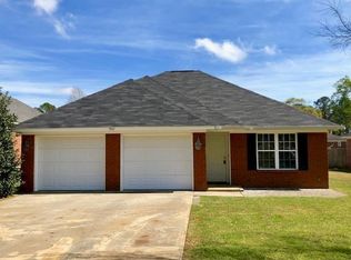 1902 Regalwood Dr, Albany, GA 31721