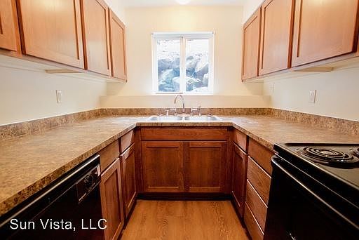 3rd image of 1259 Weiland St APT A8