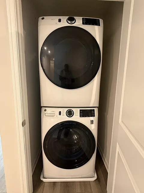 3 bed, 1111 sqft, $1,950 — Photo 3
