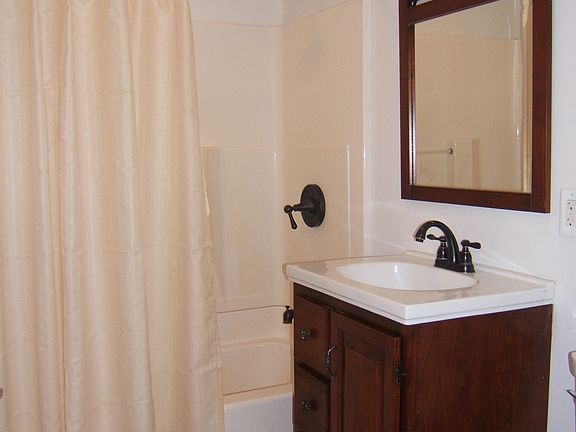 Updated 2nd Full Bath