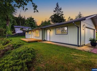 745 SW Barber Ave, Willamina, OR 97396