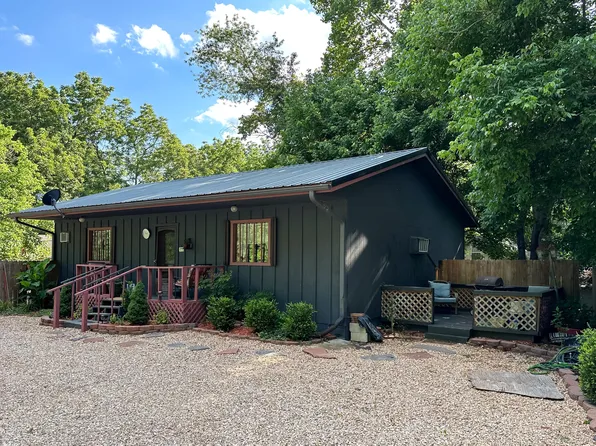 35913 State Highway 413, Crane, MO 65633