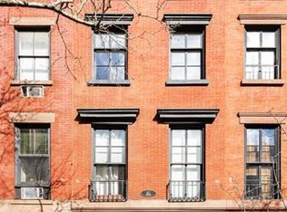 217 E 17th St, New York, NY 10003