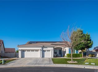10819 Tumbleweed Rd, Apple Valley, CA 92308
