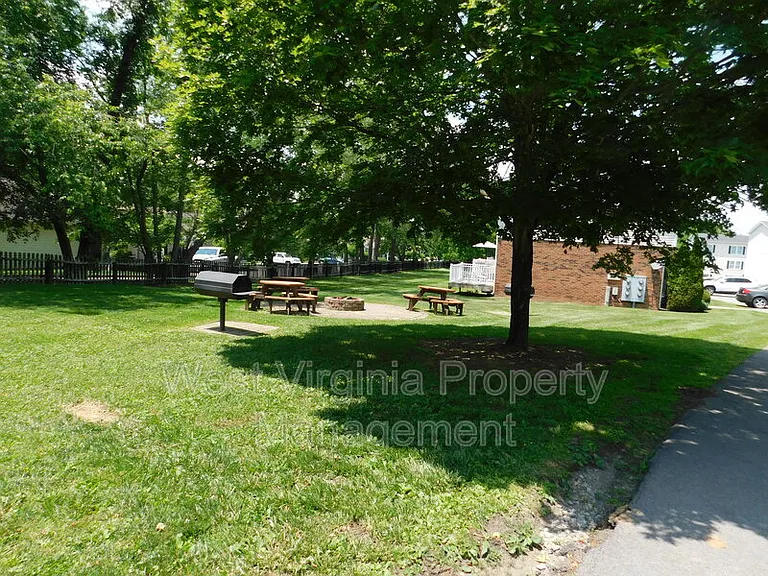 198 Cardinal Way #46 — Photo 8