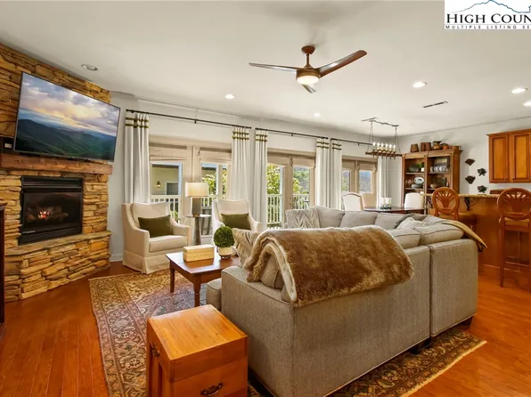 127 Charles Lowe Lane #17, Banner Elk, NC 28604