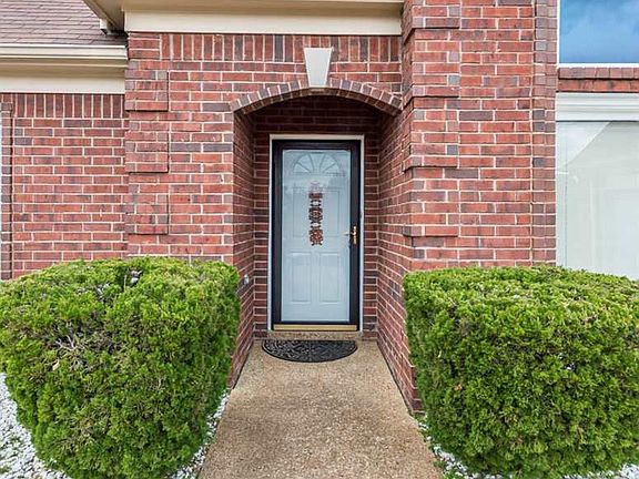 2nd image of 9070 Chimneyrock Blvd
