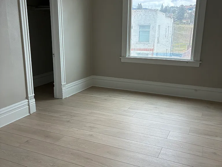 417 N Alabama St — Photo 6