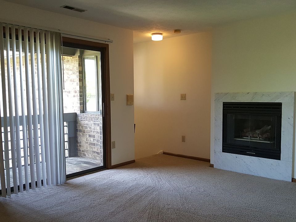 1st image of 336 Amherst Bnd