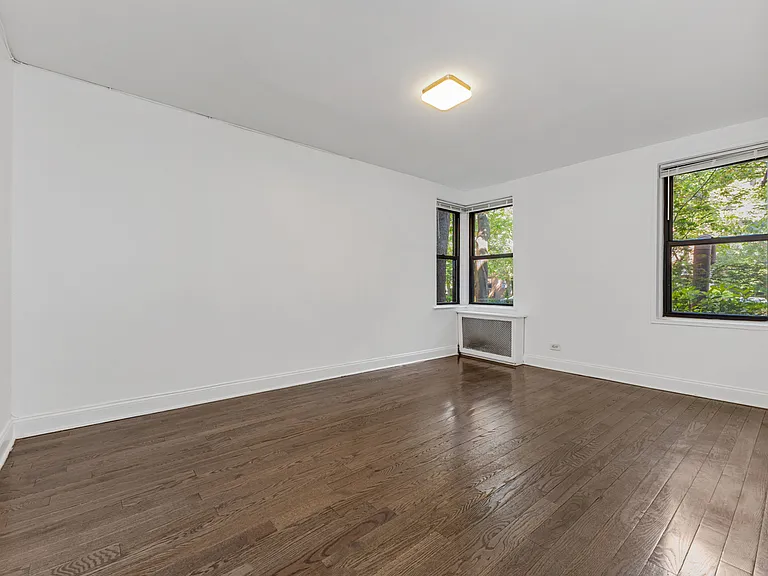 88-10 34th Ave #1H — Photo 5