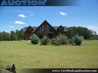 250 Timbers Lake Dr, Moultrie, GA 31768