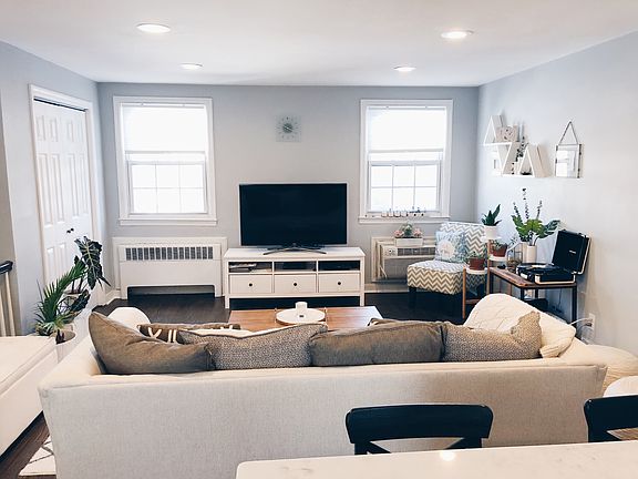 3rd image of 445 Morris Ave APT B12