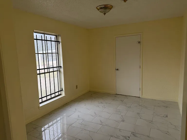 12935 Southspring Dr — Photo 5