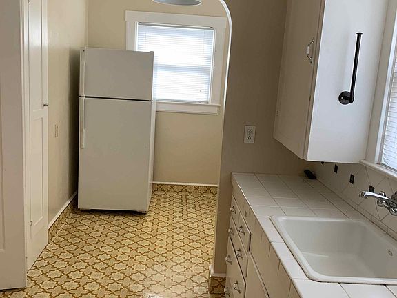 Kitchen and breakfast room