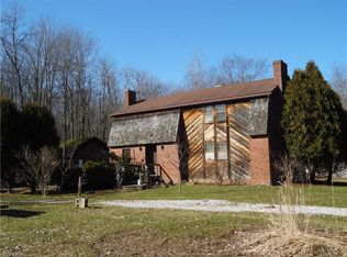 3265 State Line Rd, Pierpont, OH 44082