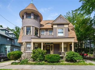 25 Hollywood Rd, Providence, RI 02909