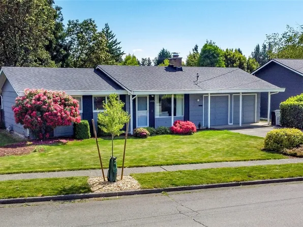 1009 Redmond Avenue NE, Renton, WA 98056