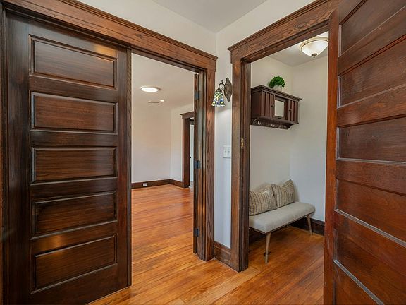 2nd image of 21 Claremont Ave #2