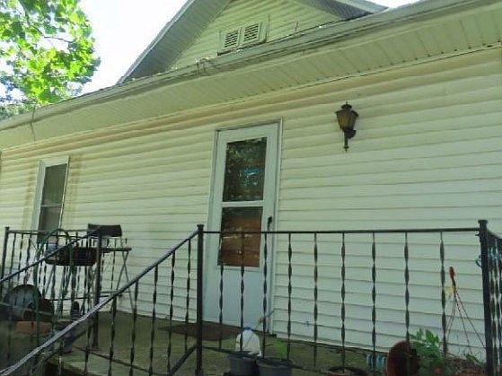 4th image of 1514 S 1st St
