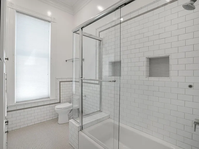 2852 Pine St #2854 — Photo 17