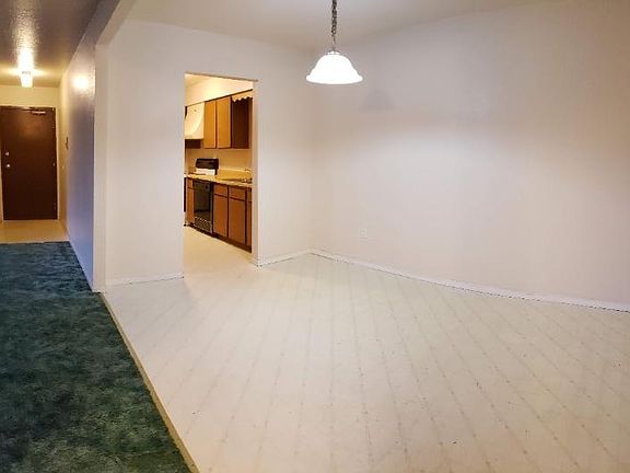 3rd image of 3276 Adams Dr APT 3