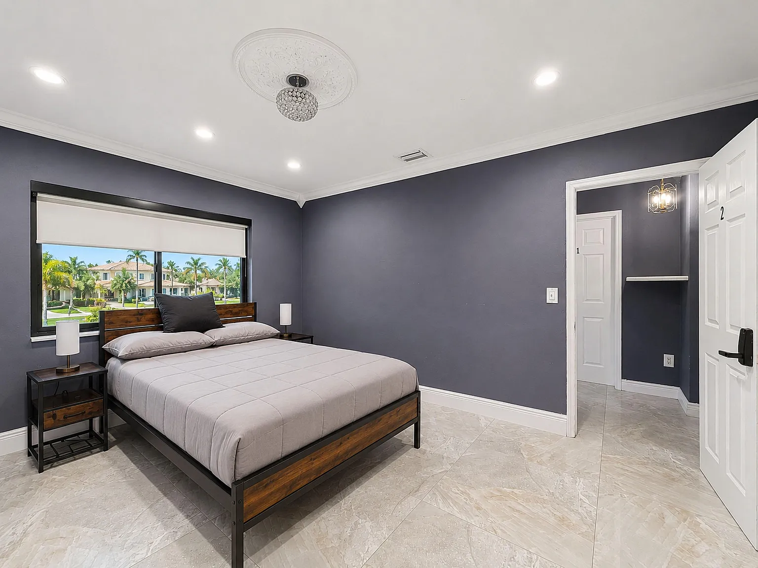 4 bed, 2.0 bath, 1600 sqft, $1,252 — Photo 1