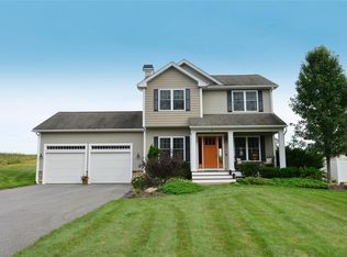 6 Timber Ln, Exeter, RI 02822