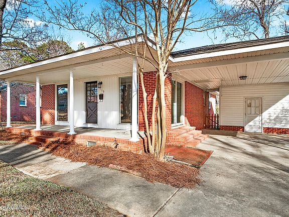 4th image of 119 Arthur Court