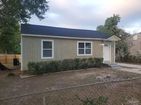 24 Gloucester Ave, Pensacola, FL 32505
