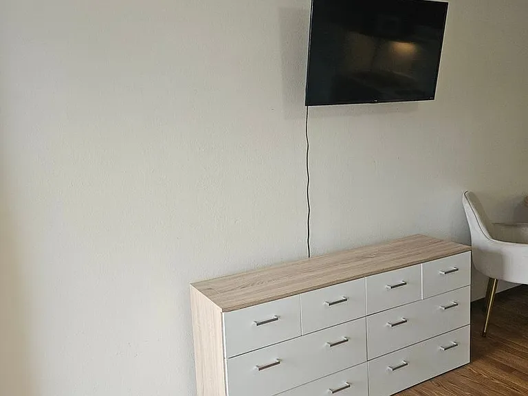 Rapids Studio Apartments — Photo 24