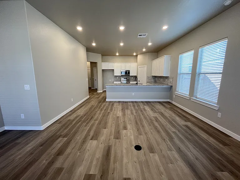 3611 Urbana Pl — Photo 15
