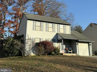 4 Belmont Ct, Sicklerville, NJ 08081