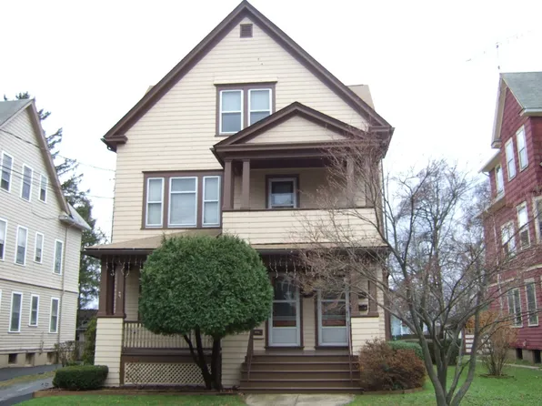 17 Fairview St Floor 2, West Hartford, CT 06119