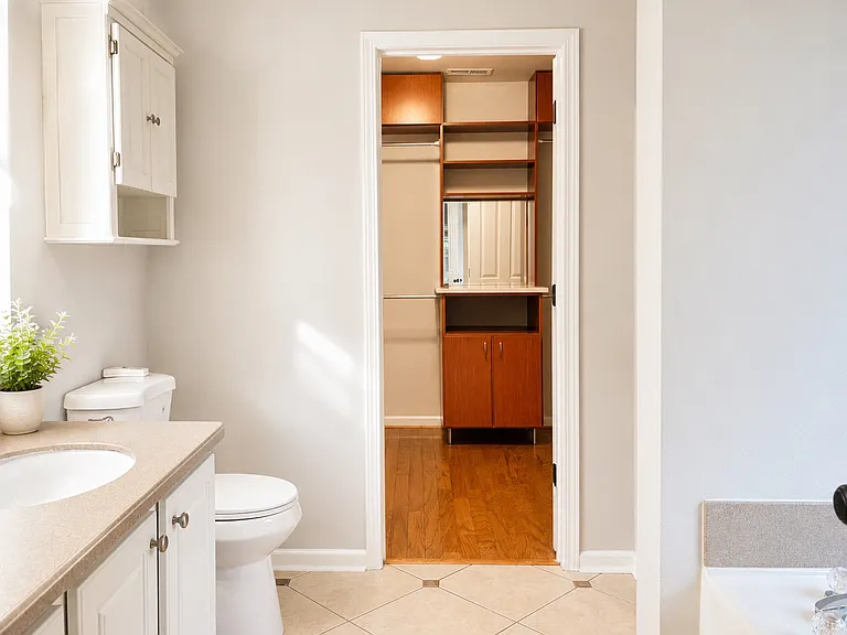 16131 Circlegreen Dr — Photo 14