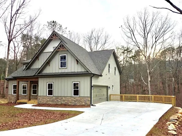 101 Coati Ct, Waleska, GA 30183