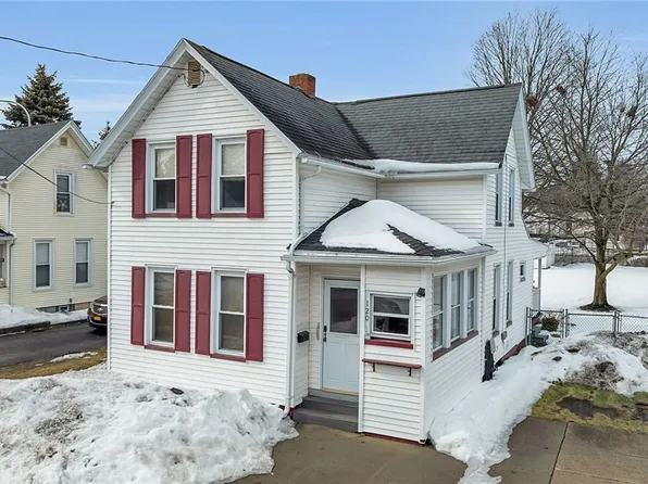 120 Hutchins St, Batavia, NY 14020