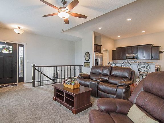 5th image of 511 Bear Dr
